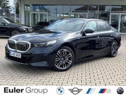 M carbonschwarz metallic Gebraucht 2025 BMW i5 M Sport Limousine | 58.350 € (Guter Preis)