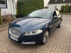 Blau Gebraucht 2013 Jaguar XF Limousine | 6.500 € (Superpreis)