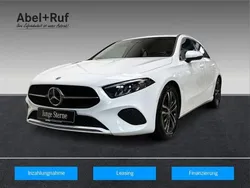 Weiß Gebraucht 2024 Mercedes A180 Progressive Limousine | 27.989 € (Guter Preis)