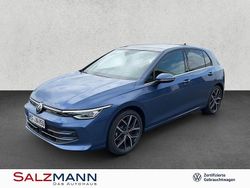 Blau Gebraucht 2024 VW Golf VIII Edition Limousine | 32.979 € (Teuer)