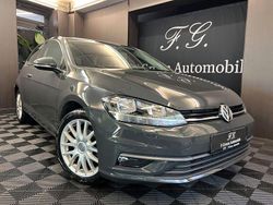 Grau Gebraucht 2018 VW Golf VII Business Limousine | 10.999 € (Guter Preis)