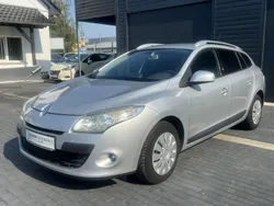 Platingrau Gebraucht 2010 Renault Mégane GrandTour Dynamique Kombi | 4.470 € (Fairer Preis)