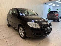 Schwarz Gebraucht 2008 Skoda Fabia Elegance Kleinwagen | 2.490 € (Fairer Preis)