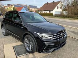 Deep black Gebraucht 2023 VW Tiguan R-line SUV | 34.990 € (Superpreis)