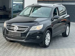 Schwarz Gebraucht 2008 VW Tiguan Sportline SUV | 7.700 € (Etwas zu teuer)
