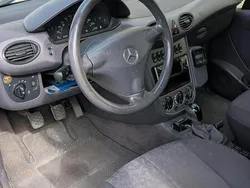 Blau Gebraucht 2005 Mercedes A170 Kleinwagen | 1.100 €