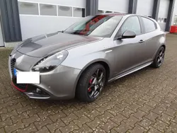 Grau Gebraucht 2017 Alfa Romeo Giulietta Veloce Kleinwagen | 17.900 € (Teuer)