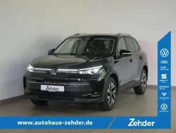 Deep black perleffekt Neu 2024 VW Tiguan Life SUV | 35.922 € (Superpreis)