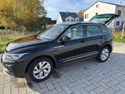 Schwarz Gebraucht 2020 VW Tiguan Elegance SUV | 26.000 € (Guter Preis)