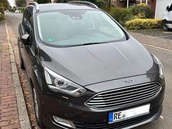 Grau Gebraucht 2019 Ford Grand C-Max Titanium Van / Kleinbus | 16.300 € (Fairer Preis)