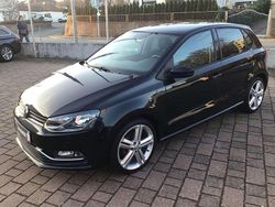 Deep black pearl Gebraucht 2014 VW Polo Highline Limousine | 11.200 € (Teuer)