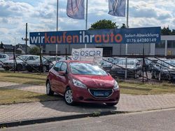 Rot Gebraucht 2015 Peugeot 208 Active Kleinwagen | 6.899 € (Etwas zu teuer)