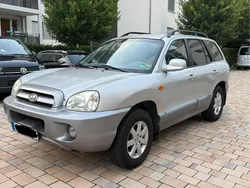 Silber Gebraucht 2005 Hyundai Santa Fe GLS SUV | 2.950 € (Fairer Preis)
