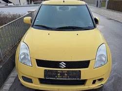 Gelb Gebraucht 2005 Suzuki Swift Comfort Limousine | 1.100 € (Superpreis)