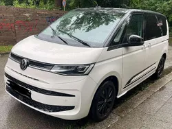Weiß Gebraucht 2023 VW T7 Edition Van | 46.900 € (Guter Preis)