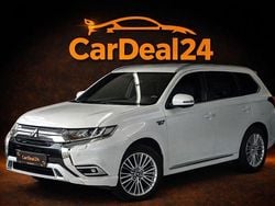 Weiß Gebraucht 2019 Mitsubishi Outlander P-HEV Edition SUV | 19.499 € (Superpreis)