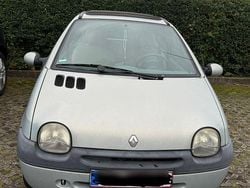 Silber Gebraucht 2003 Renault Twingo Expression Kleinwagen | 300 € (Superpreis)