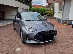 Grau Gebraucht 2022 Mazda 2 Limousine | 19.490 € (Fairer Preis)