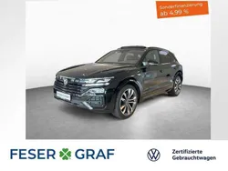 Grenadillschwarz metallic Gebraucht 2023 VW Touareg R-line SUV | 74.950 € (Etwas zu teuer)