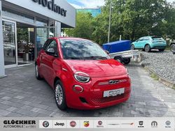 Rot Neu 2025 Fiat 500e Red Limousine | 32.290 €