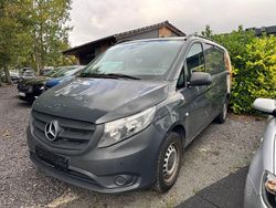 Schwarz Gebraucht 2016 Mercedes Vito Van / Kleinbus | 15.870 € (Fairer Preis)