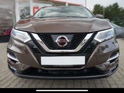 Braun Gebraucht 2018 Nissan Qashqai Tekna SUV | 15.498 € (Fairer Preis)