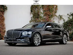 Blau Gebraucht 2025 Bentley Flying Spur Mulliner Limousine | 319.000 €