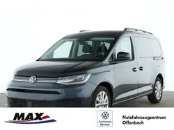 Blau Gebraucht 2023 VW Caddy Maxi Life Life Van / Kleinbus | 34.379 € (Etwas zu teuer)