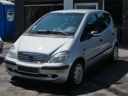 Silber Gebraucht 2003 Mercedes A160 Classic Van / Kleinbus | 2.949 € (Etwas zu teuer)