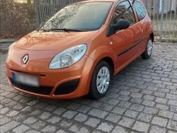 Orange Gebraucht 2008 Renault Twingo Authentique Kleinwagen | 2.200 € (Fairer Preis)