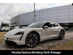 Weiß Gebraucht 2023 Porsche Taycan 4S Cross Turismo Limousine | 73.990 € (Guter Preis)