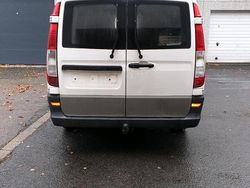 Weiß Gebraucht 2011 Mercedes Vito Van / Kleinbus | 5.500 €