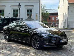 Schwarz Gebraucht 2017 Tesla Model S Limousine | 20.900 € (Guter Preis)