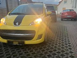 Gelb Gebraucht 2009 Peugeot 107 Kleinwagen | 2.299 € (Fairer Preis)