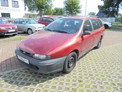 Rot Gebraucht 2000 Fiat Marea Limousine | 1.390 €