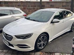 Weiß Gebraucht 2018 Opel Insignia OPC Limousine | 13.600 € (Fairer Preis)