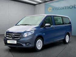 Blau Gebraucht 2022 Mercedes Vito Van / Kleinbus | 34.999 € (Teuer)
