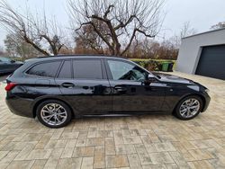 Schwarz Gebraucht 2020 BMW 330 M Sport Kombi | 32.700 € (Guter Preis)