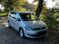 Silber Gebraucht 2017 VW Sharan Highline Van / Kleinbus | 16.690 € (Guter Preis)