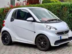Weiß Gebraucht 2012 Smart ForTwo Coupé Coupé | 6.800 € (Etwas zu teuer)