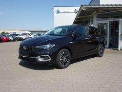 Cinema schwarz Gebraucht 2024 Fiat Tipo Life Limousine | 22.990 € (Teuer)