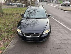 Black sapphire metallic Gebraucht 2009 Volvo V50 Kinetic Kombi | 1.999 € (Fairer Preis)