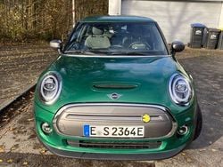 Grün Gebraucht 2021 Mini Cooper SE Kleinwagen | 15.500 € (Guter Preis)