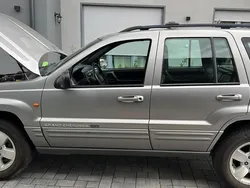 Silber Gebraucht 2021 Jeep Cherokee Limited SUV | 7.700 €