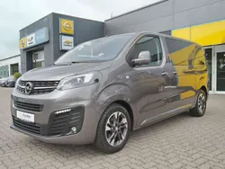 Mondstein grau / vulkan grau (metallic) Gebraucht 2021 Opel Zafira Life Van | 38.490 € (Fairer Preis)