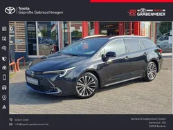 Mysticschwarz mica Gebraucht 2023 Toyota Corolla Team Kombi | 27.950 € (Etwas zu teuer)
