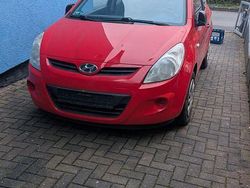 Rot Gebraucht 2009 Hyundai i20 Classic Kleinwagen | 2.100 € (Fairer Preis)