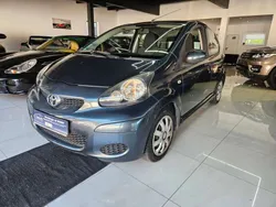 Grau Gebraucht 2010 Toyota Aygo Cool Kleinwagen | 3.999 € (Etwas zu teuer)