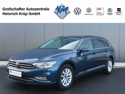 Blau Gebraucht 2022 VW Passat Business Kombi | 21.450 € (Guter Preis)