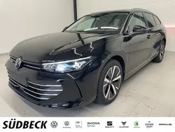 Grenadillschwarz metallic Gebraucht 2024 VW Passat Business Kombi | 42.780 €